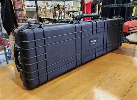 Very Nice Apache 9800 Hard Rifle Case...49"x14"