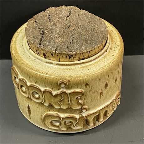 Cork Lidded Cookie Jar