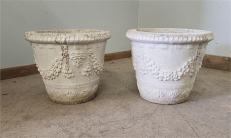 Concrete Planter Pair - 15"↗️x14"⬆️