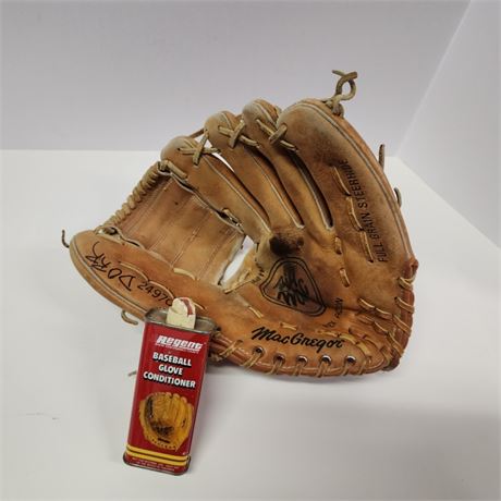 Vintage MacGregor "Big Mac" Baseball Glove & Leather Conditioner