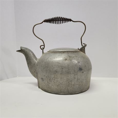 Vintage Water Pot w/ Lid