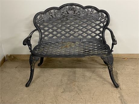 Metal Outdoor Ornate Design Bench - 42"➡️