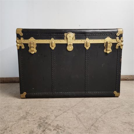 Vintage Trunk - 36x22x25