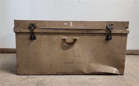 Vintage Metal Trunk - 38x19