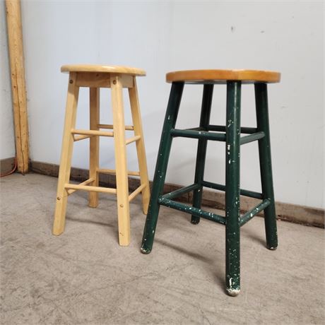 Wood Stool Pair - 13" Diameter , 23"⬆️.