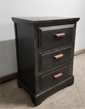 3 Drawer Nightstand - 22x16x31