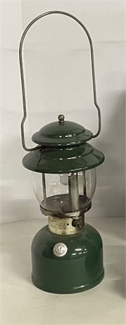 Vintage Coleman Lantern - Green