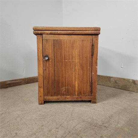 Antique Wood Cabinet w/ Handles - 16x16x19