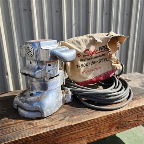 Clarke Super - 7R Commercial Edger/Sander - Works!