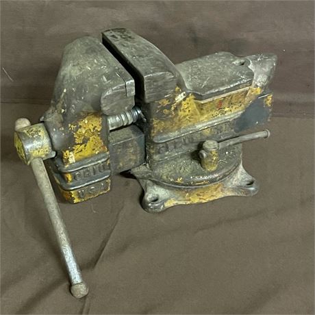 4" Columbian C 44  Bench Vise