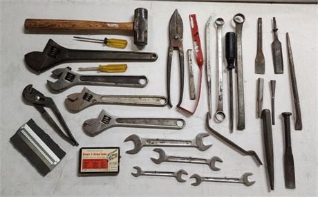 Assorted Handyman Tools