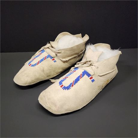 Vintage Beaded Buckskin Mocassins