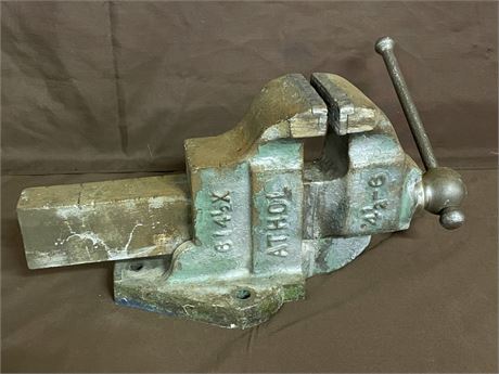 4½" Athol Bench Vise