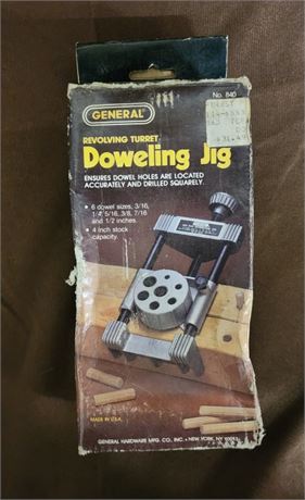 NIB Doweling Jig