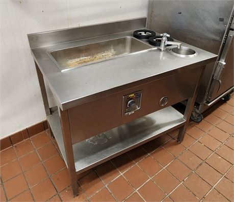 Wells Stainless Hot Food Well Table