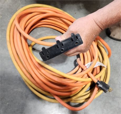 100' Heavy Gauge Tri Tap Extension Cord