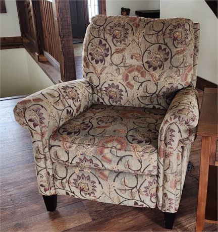 Nice Electric Recliner Chair - 35x33x37