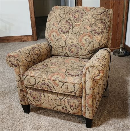 Nice Electric Recliner Chair - 35x33x37