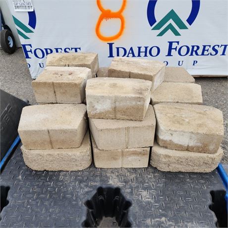 Landscape Blocks 22pcs - 12x8x4