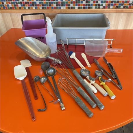 Assorted Kitchen Prep Items w/ Tub