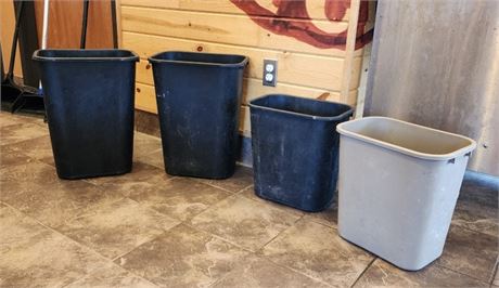 Kitchen Size Trash Containers
