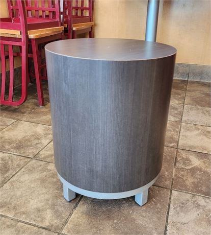Small Accent Table - 16" Diameter x 20"⬆️
