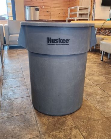 Huskee Industrial Trash Container