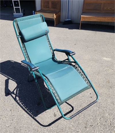 Faulkner Outdoor Lounge Chair