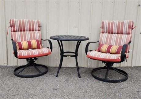 Better Homes & Gardens Patio Set w/ Swivel Chairs & Cusions - 28" Diameter