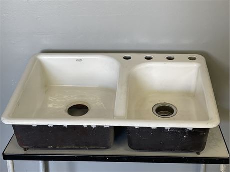 Kohler Cast Iron Double Sink - 33x22x7