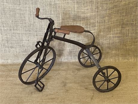 Home Decor Wood & Metal Mini Tricycle -19x10x14