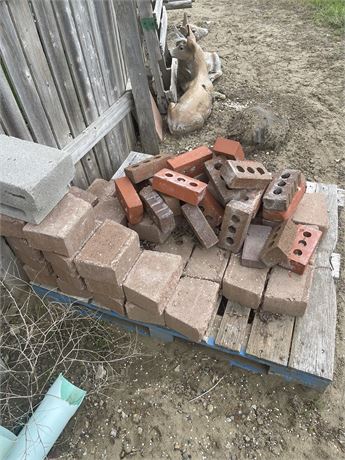 Pallet of landscaping blocks and bricks