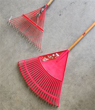 Leaf Rake Pair