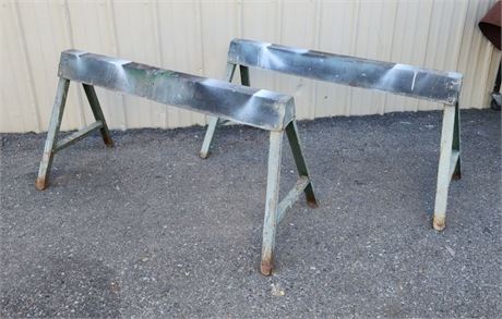 Folding Metal Sawhorse Pair - 23"⬆️