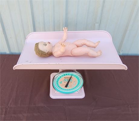 Vintage Pink Hanson Nursery Scale w/ Doll