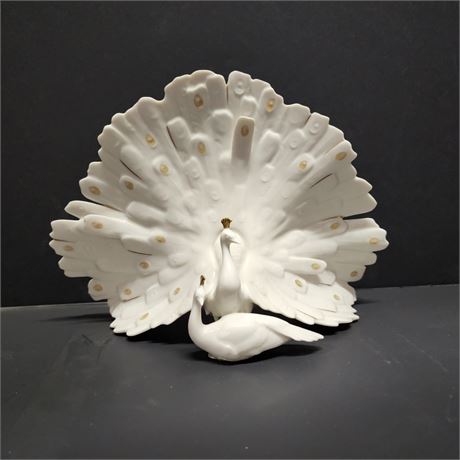 Lorenz Hutschen Reuther Porcelain Peacock 1970 Germany Kunstabteilung