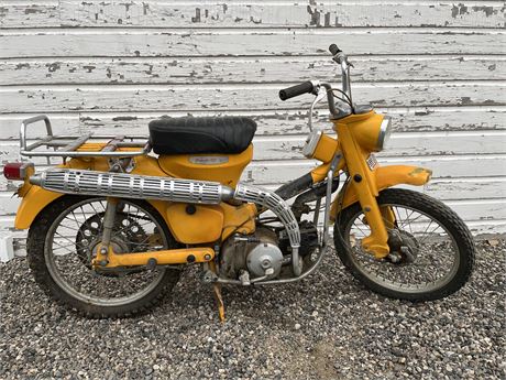 Vintage 1965 Honda 90 motorcycle