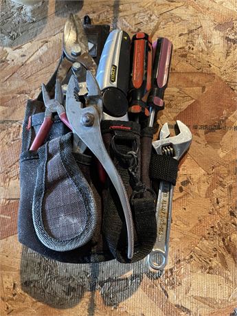 Tool pouch and tools