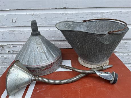 Large Galvanized Funnel (NICE)/Coal Bucket