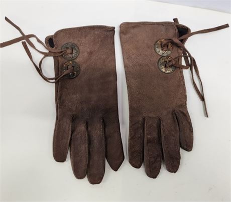 Women's Suede Gloves w/ Fringed Conches - Sz XL