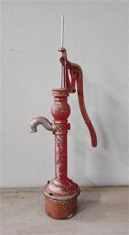 Vintage Water Well Hand Pump - 28"⬆️
