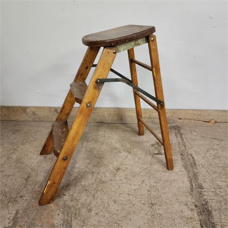 Antique Wood Step Ladder