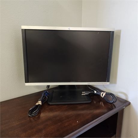 22" HP Company LA2205 wg Adjustable Monitor