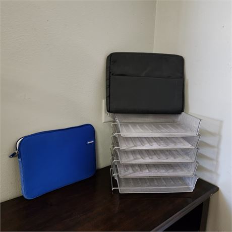 2 Soft Lap Top Cases & Nice Desk Organizer