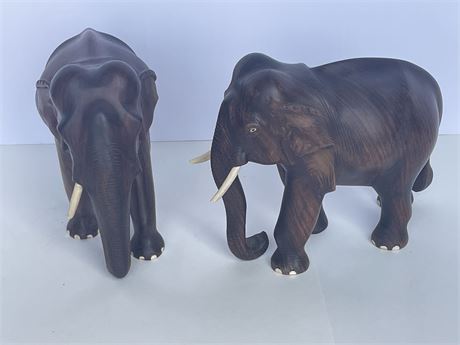 Collectible Carved Wood Elephant Pair (1 missing Tusk)