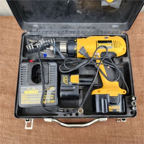 Dewalt Cordless VSR Drill with Battery/Charger/Case