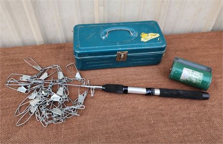 Telescoping Pole/Stringer/Bait & Tackle Box