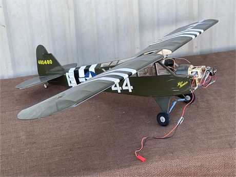 Collectible Flying Model Plane