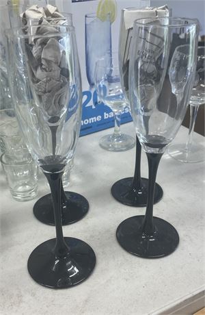 4 BLACK STEM FLUTES