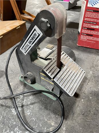 Belt sander